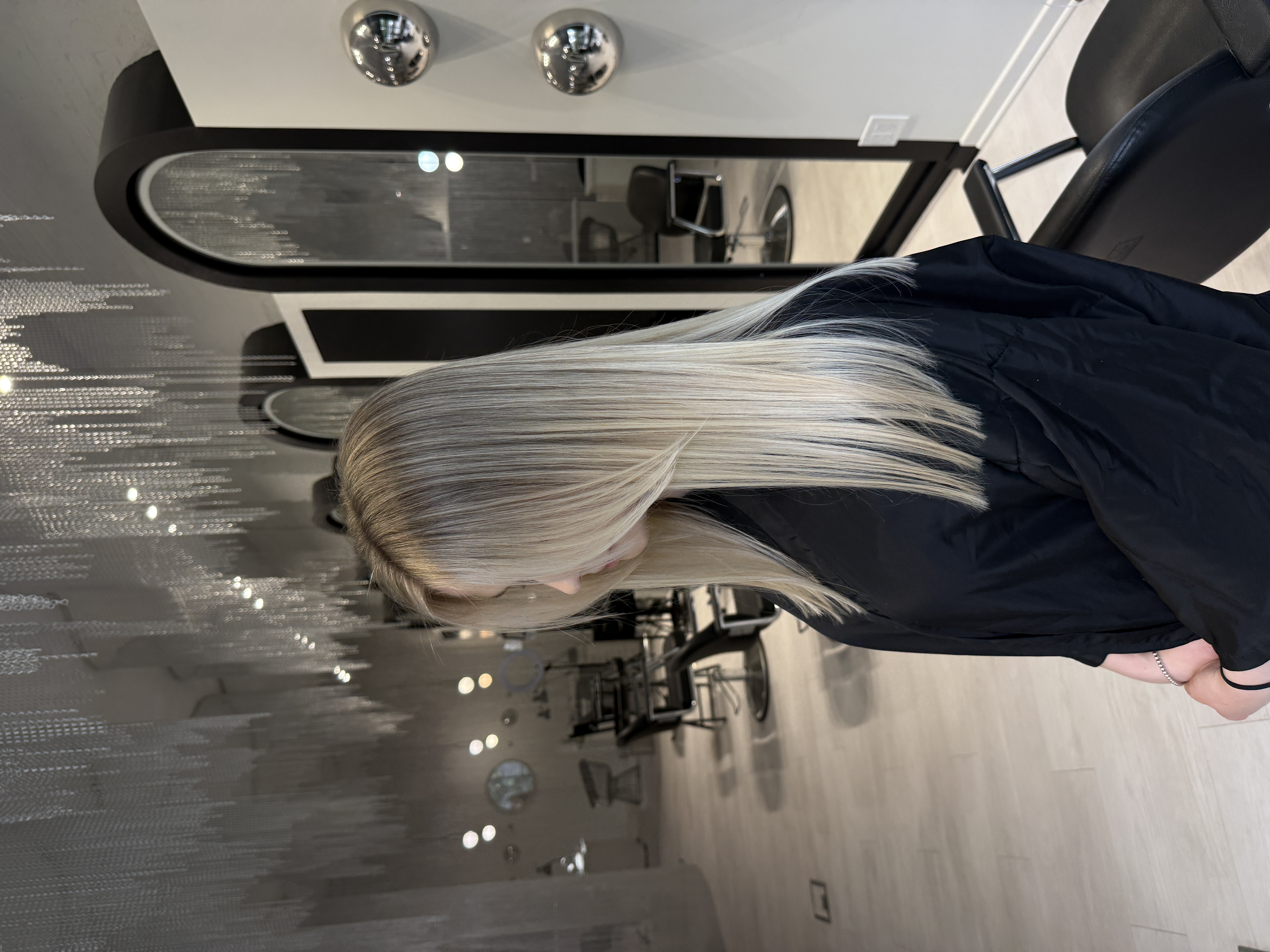 She Is Art studio Blonde AirTouch coloring result