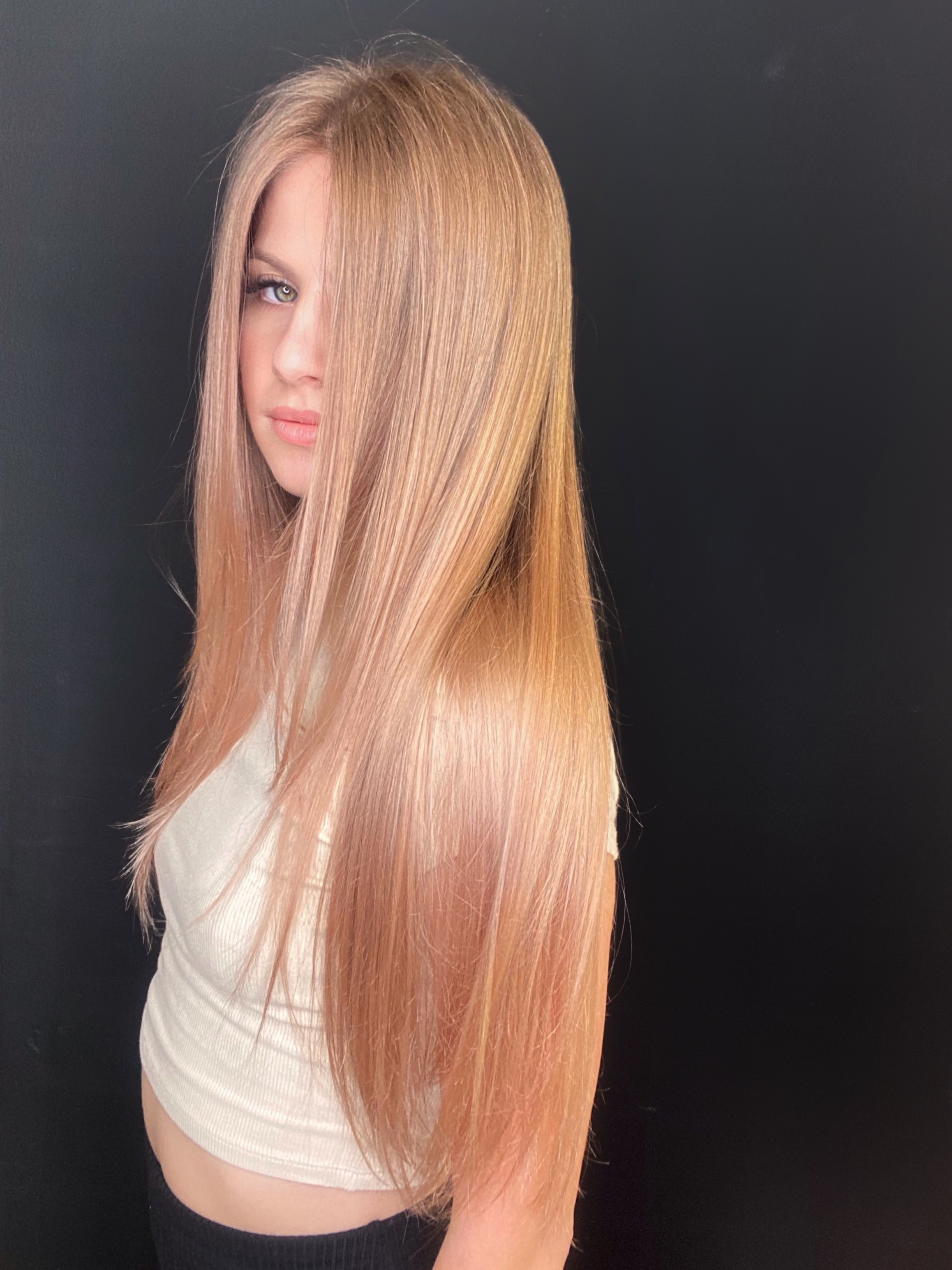 She Is Art studio Blonde AirTouch coloring result